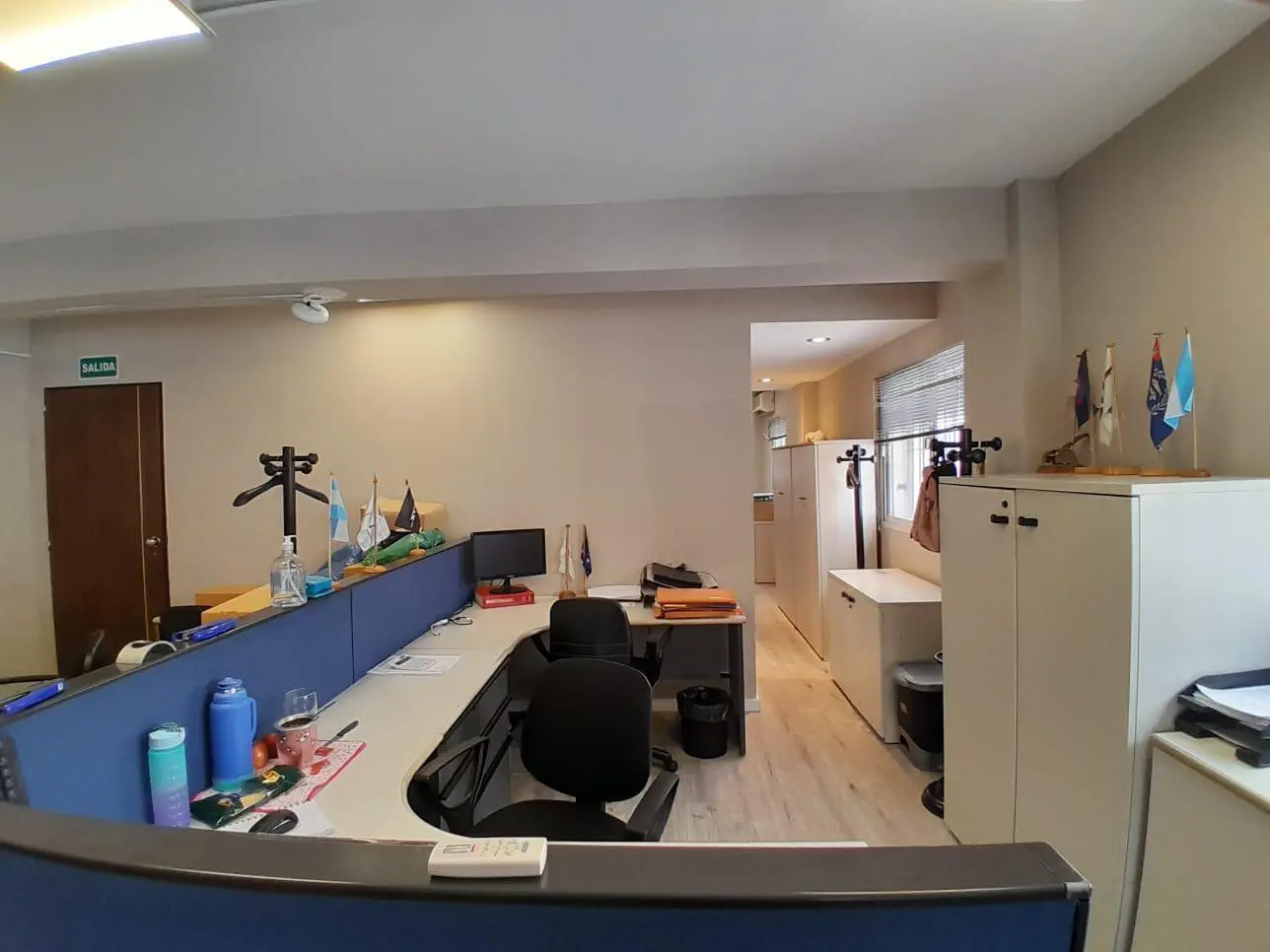 Alquiler piso de oficina remodelado en Maipú y Lavalle 4