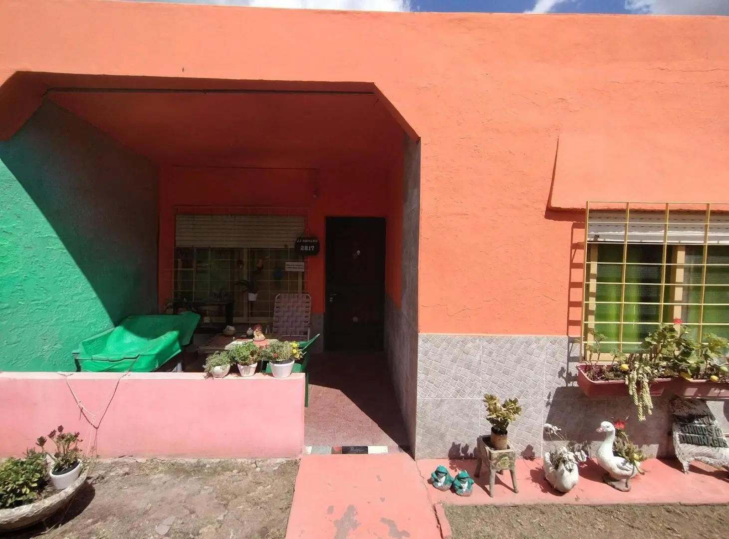 Casa en Merlo multifamiliar 4 amb + monoambiente + galpón 4