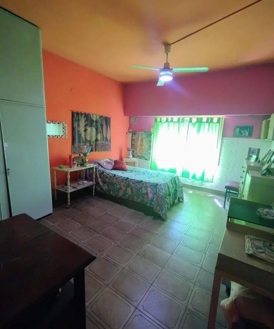 Casa en Merlo multifamiliar 4 amb + monoambiente + galpón 8