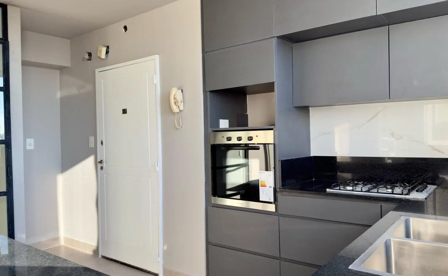 Exclusivo 4 Ambientes - Piso Alto - Vista 360° - Palermo Soho. 3