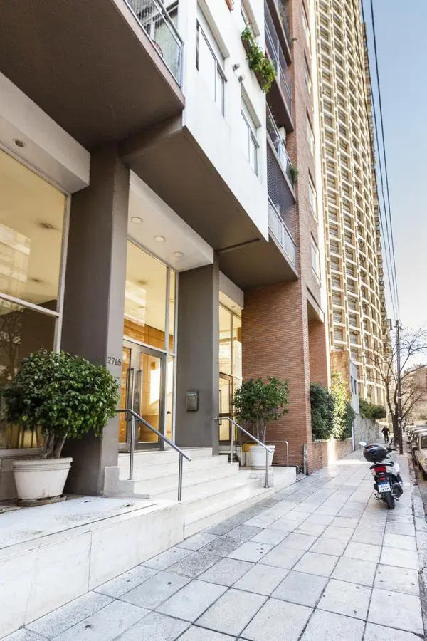 ALQUILER excelente 2 ambientes en torre con amenities en Las Cañitas. Piso Alto 4