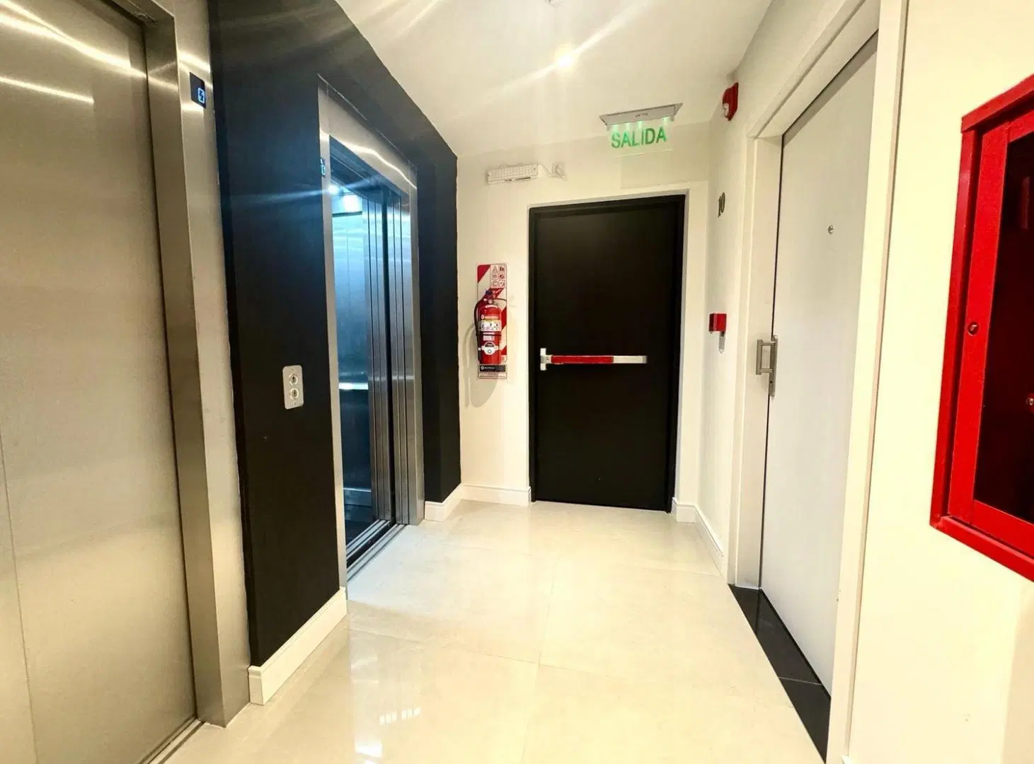 Alquiler comercial a estrenar en Av. Córdoba entre Florida y Maipú 5