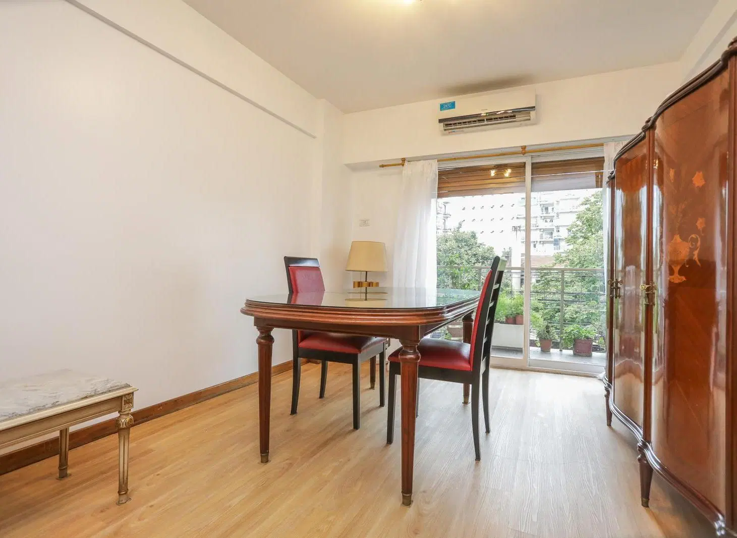 Venta Departamento - 4 ambientes más Dependencia c/cochera - Almagro 8