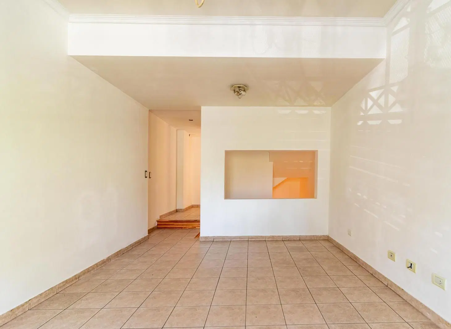 Venta de Tríplex 3 Ambientes con Patio y Parrilla vista a la Plaza – Villa Luro 5