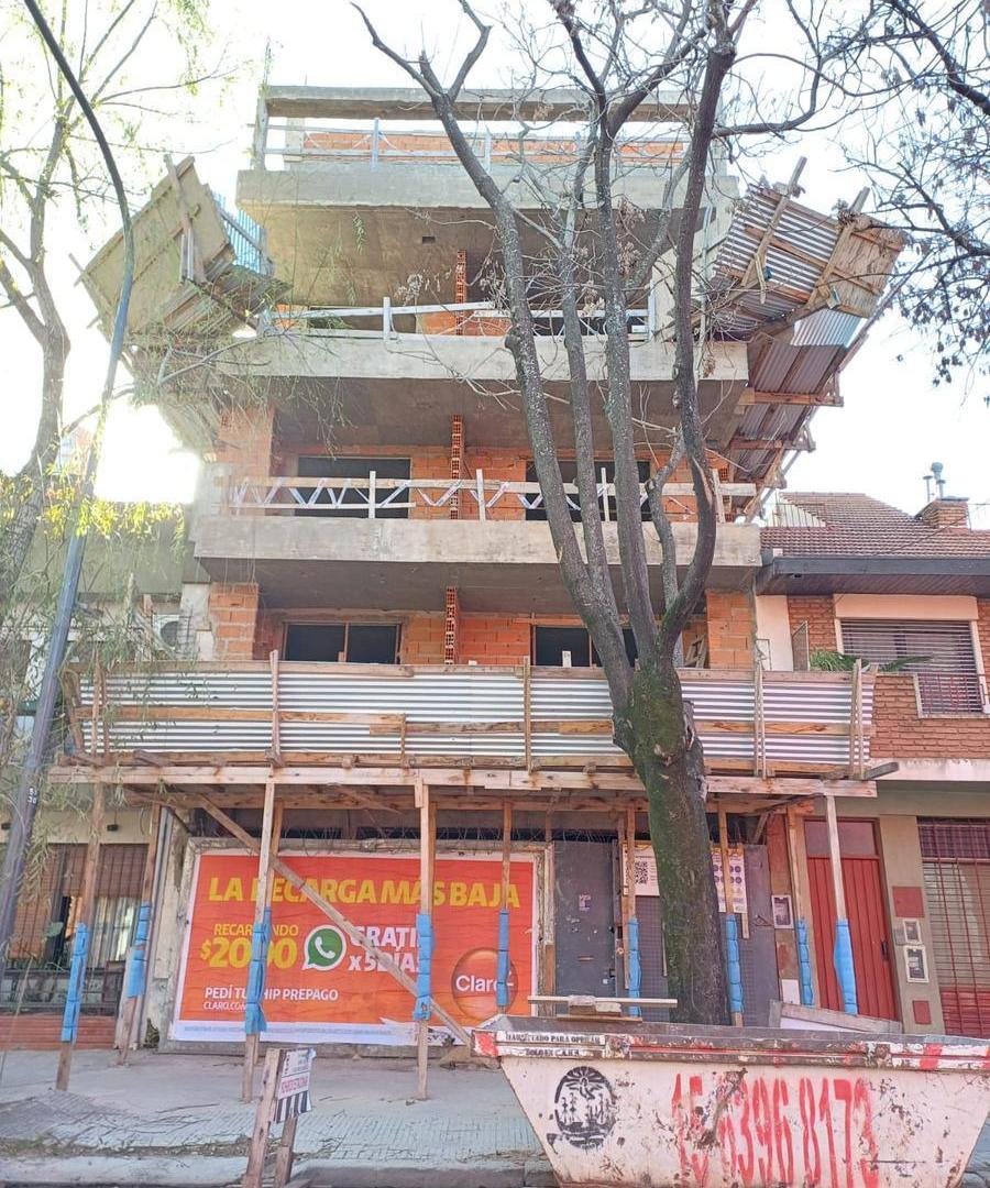 Foto de Venta Departamento en Dúplex 3, 4, o 5 Ambientes con balcón, patio, y, imagen 4