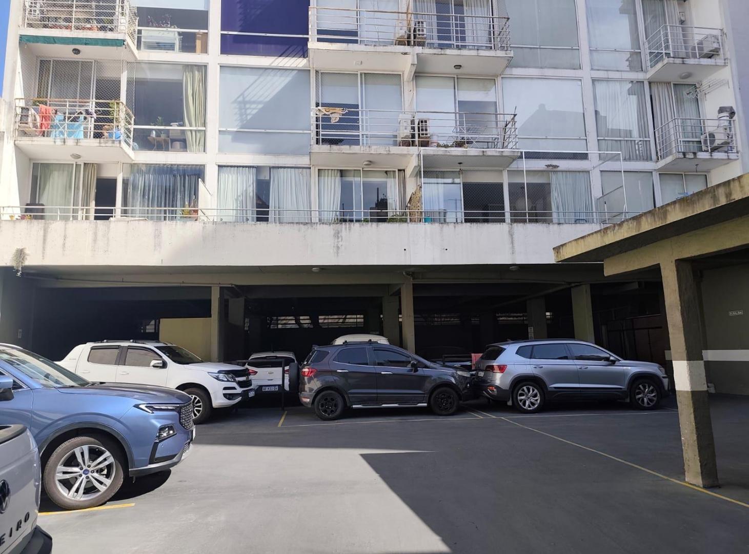Foto de VENTA COCHERA EN ALMAGRO - OPORTUNIDAD (BAJAS EXPENSAS), imagen 5