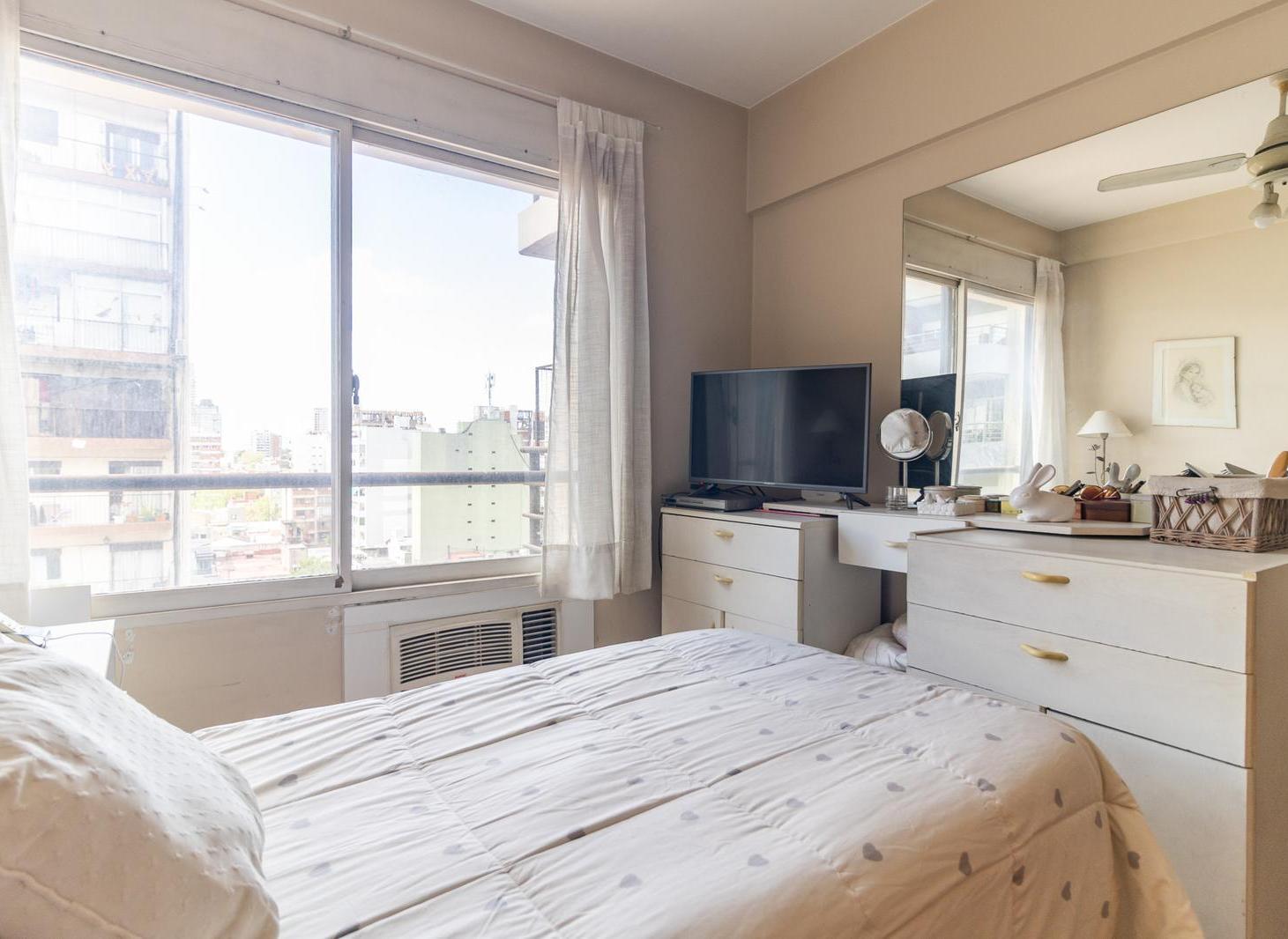 Foto de Venta Departamento 2 Amb balcón vista abierta boulevard San Isidro, imagen 4