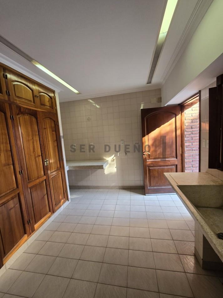 Foto de Casa de 4 dormitorios en Barrio Tres Cerritos [SER DUEÑO], imagen 3