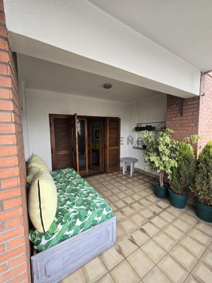 Departamento 4 Dorm. en Av Belgrano - Cuarto Piso Frente con Cochera [ Ser Dueño ] 5