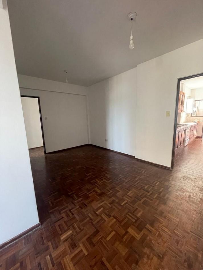 Av Belgrano 2070 - 2 Dormitoritos Mas Dependencia de Servicio [ser Dueño] 1