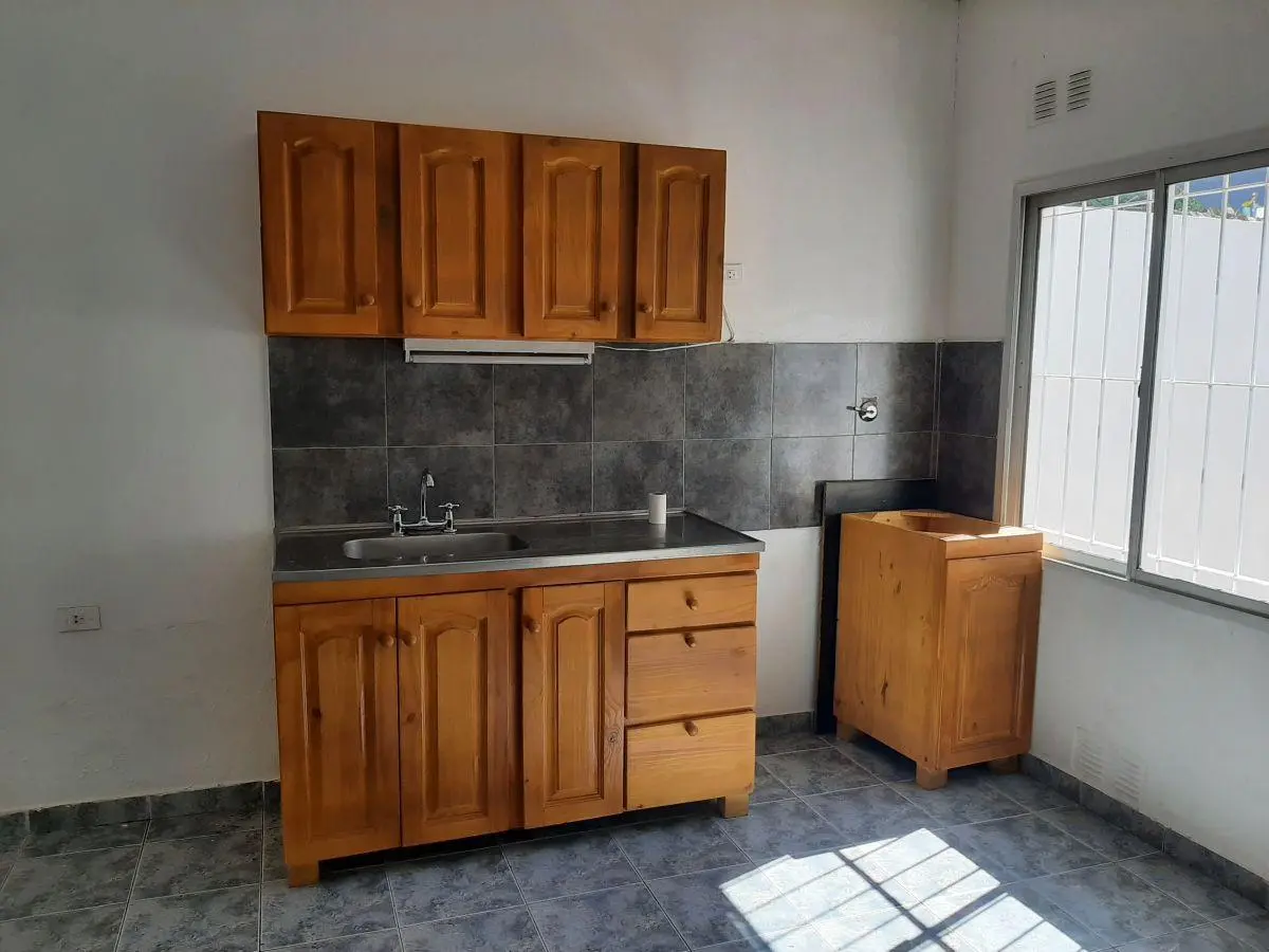 Departamento de 38 m² con 1 dormitorio en alquiler en Morón 2