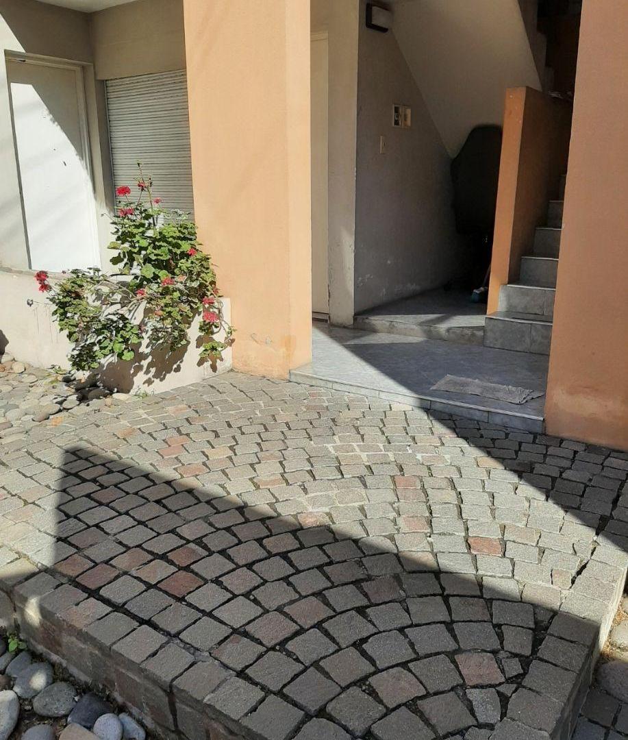 Foto de Departamento de 1 ambiente en PB en alquiler en Morón, imagen 4