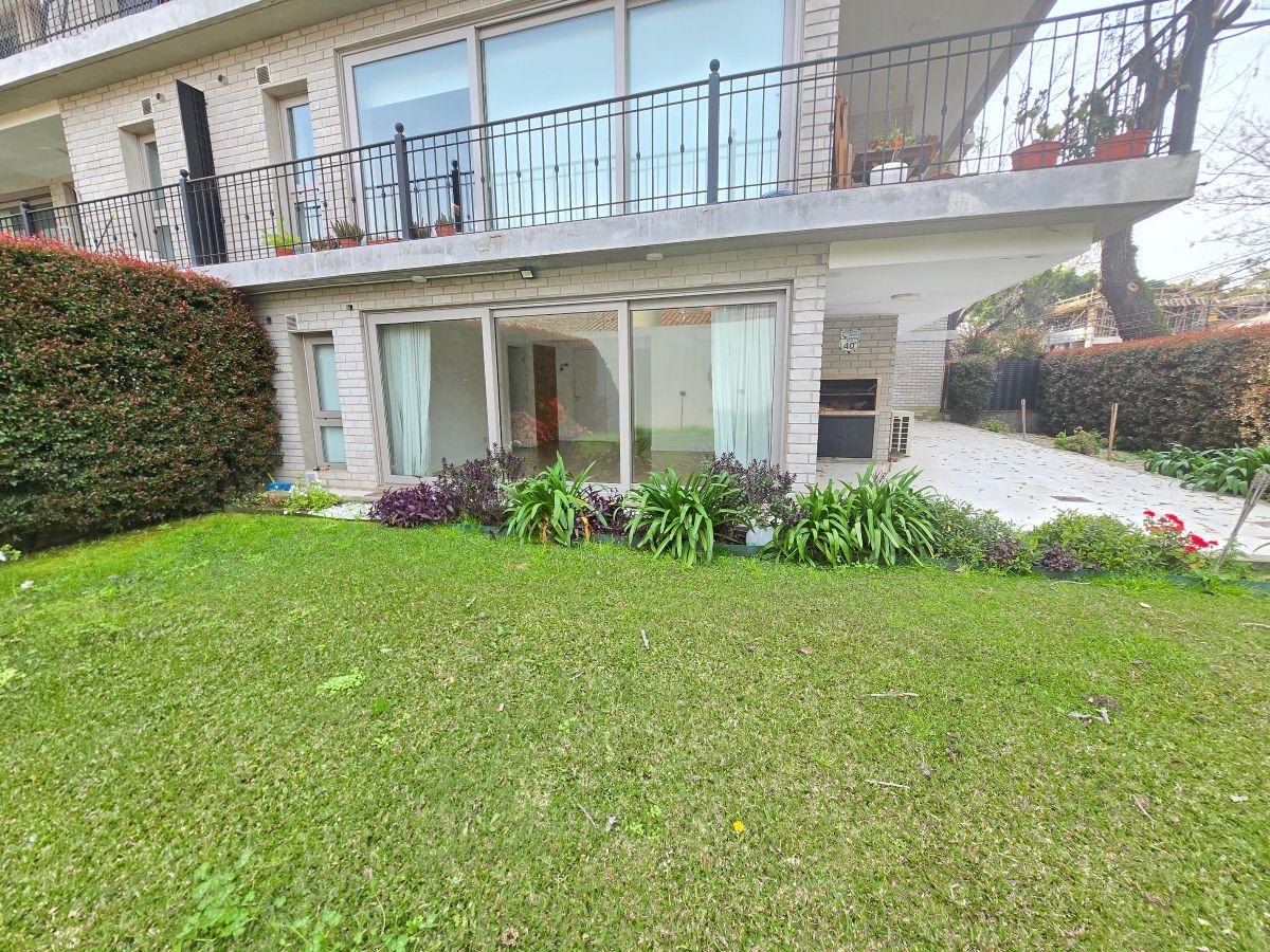 Foto de EXCLUSIVO 4 AMBIENTES EN PLANTA BAJA CON JARDÍN CON 2 COCHERAS – CASSA, imagen 1