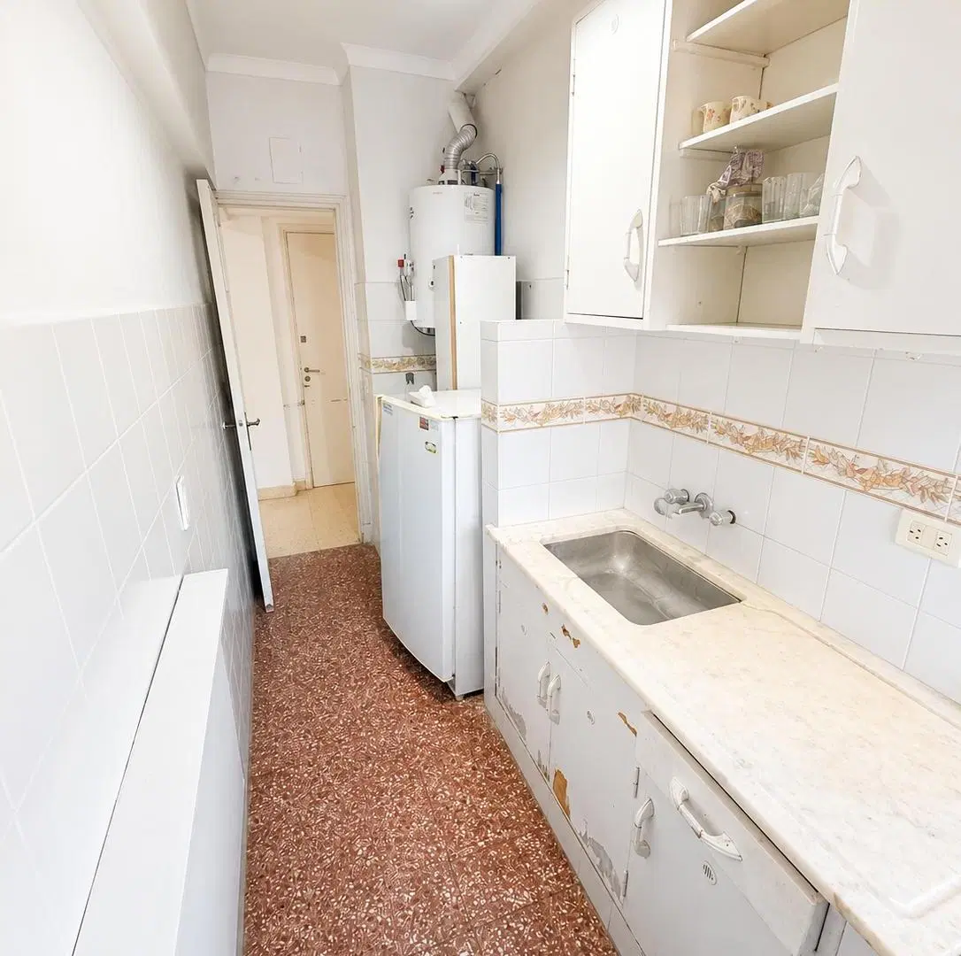 DEPARTAMENTO DE 2 AMBIENTES A LA CALLE – PLAZA COLÓN 4