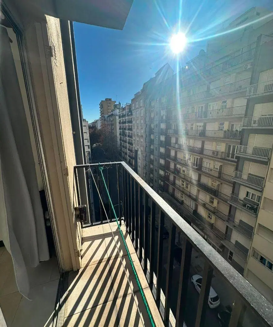 VENTA DEPTO 3 AMB CPN BALCON A LA CALLE PLAZA COLON 2