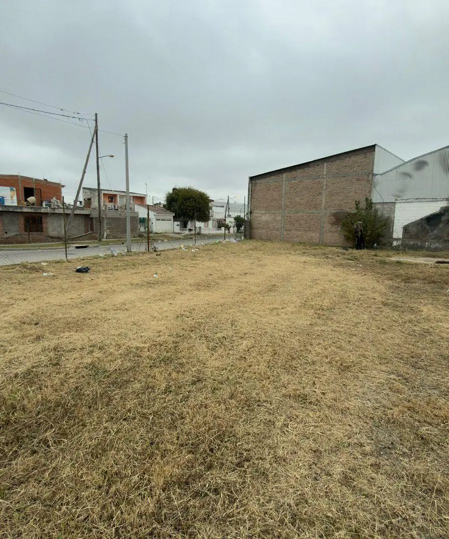 SR Vende Terreno 2