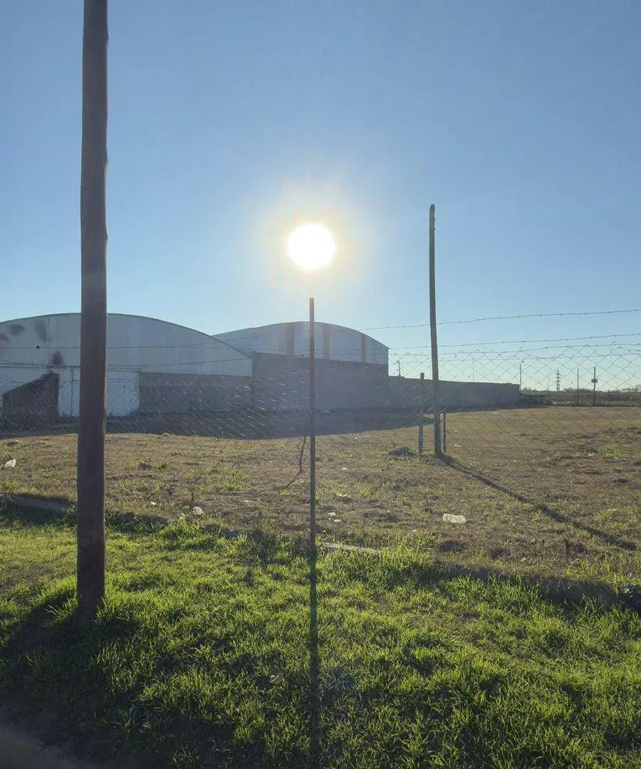 SR Vende Terreno 3