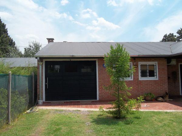 Casa en Venta, Excelente Ubicación en El Centro de Canning 3