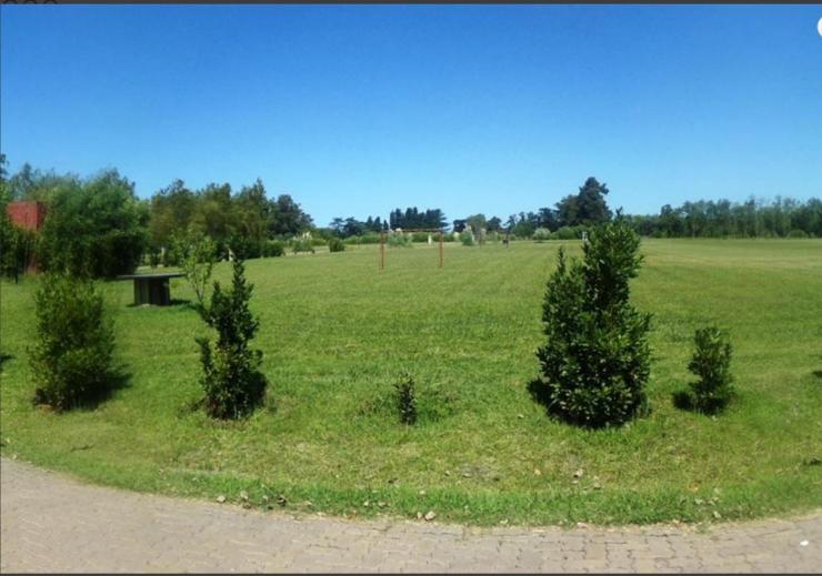 Lote de 1500m2 en Club de Chacras Lomas de Petión!