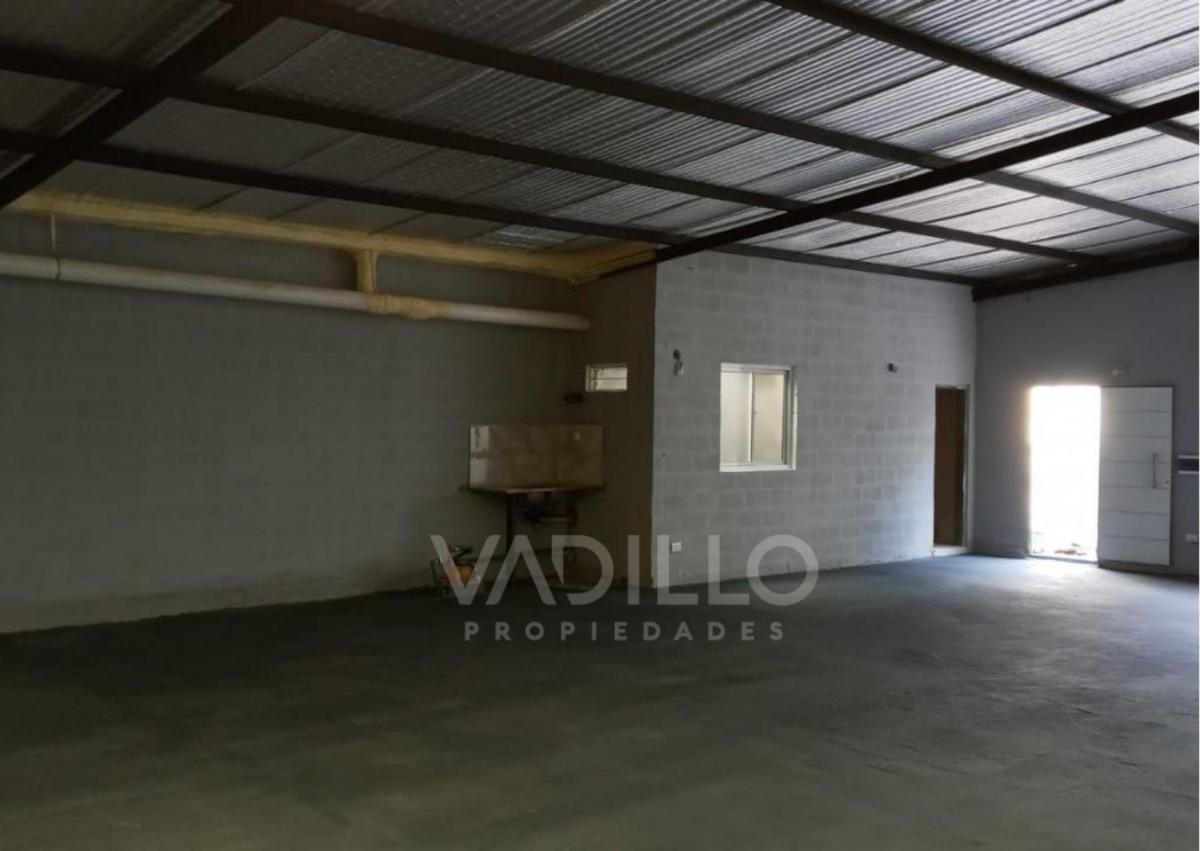 Galpón en Venta - Canning 2
