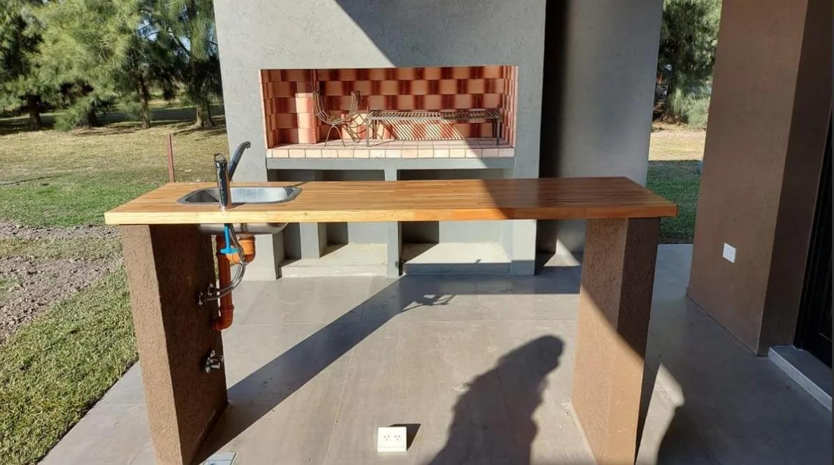 Casa en Venta  , Lares de Canning