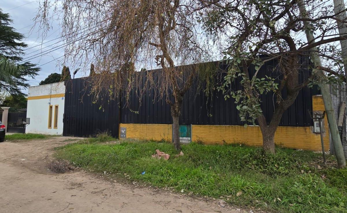Galpón + Vivienda en Venta con Excelente Ubicación en Canning! 2