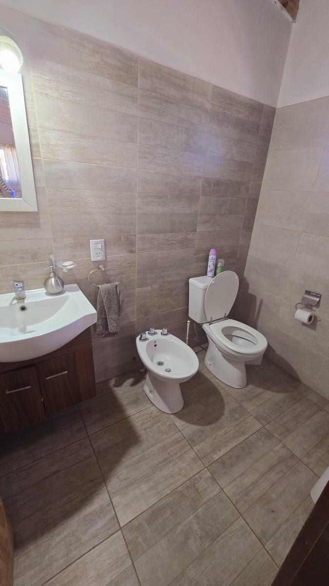 CASA EN VENTA EN MONTE GRANDE.-