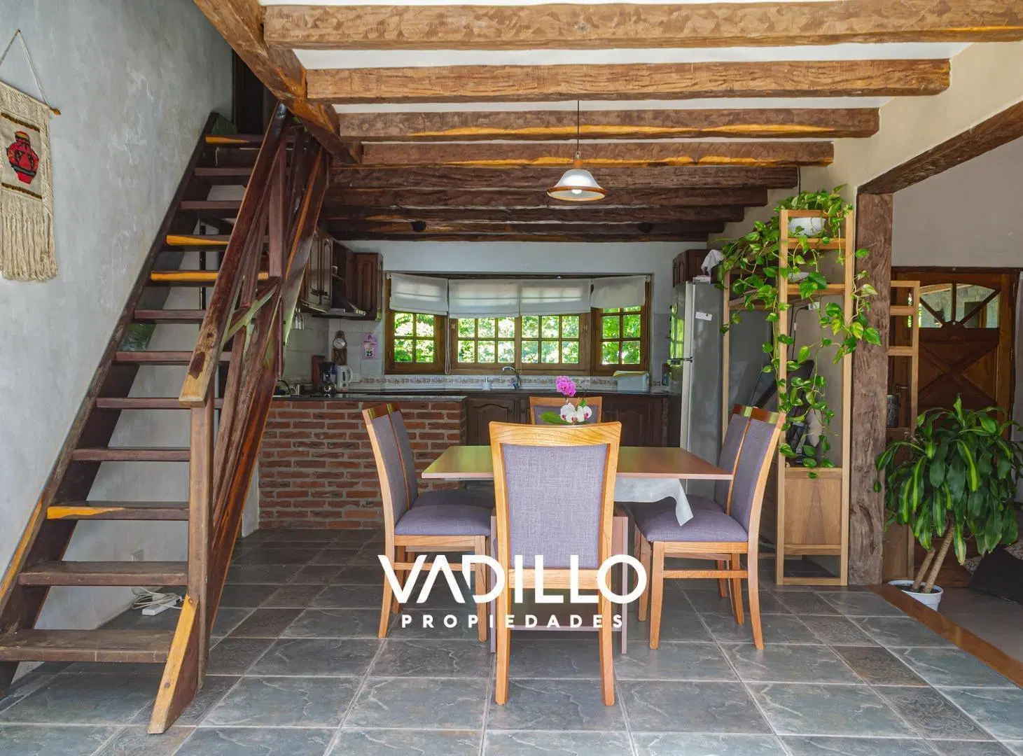 Hermosa Chalet en Barrio Parque Las Naciones, Oportunidad !! 3