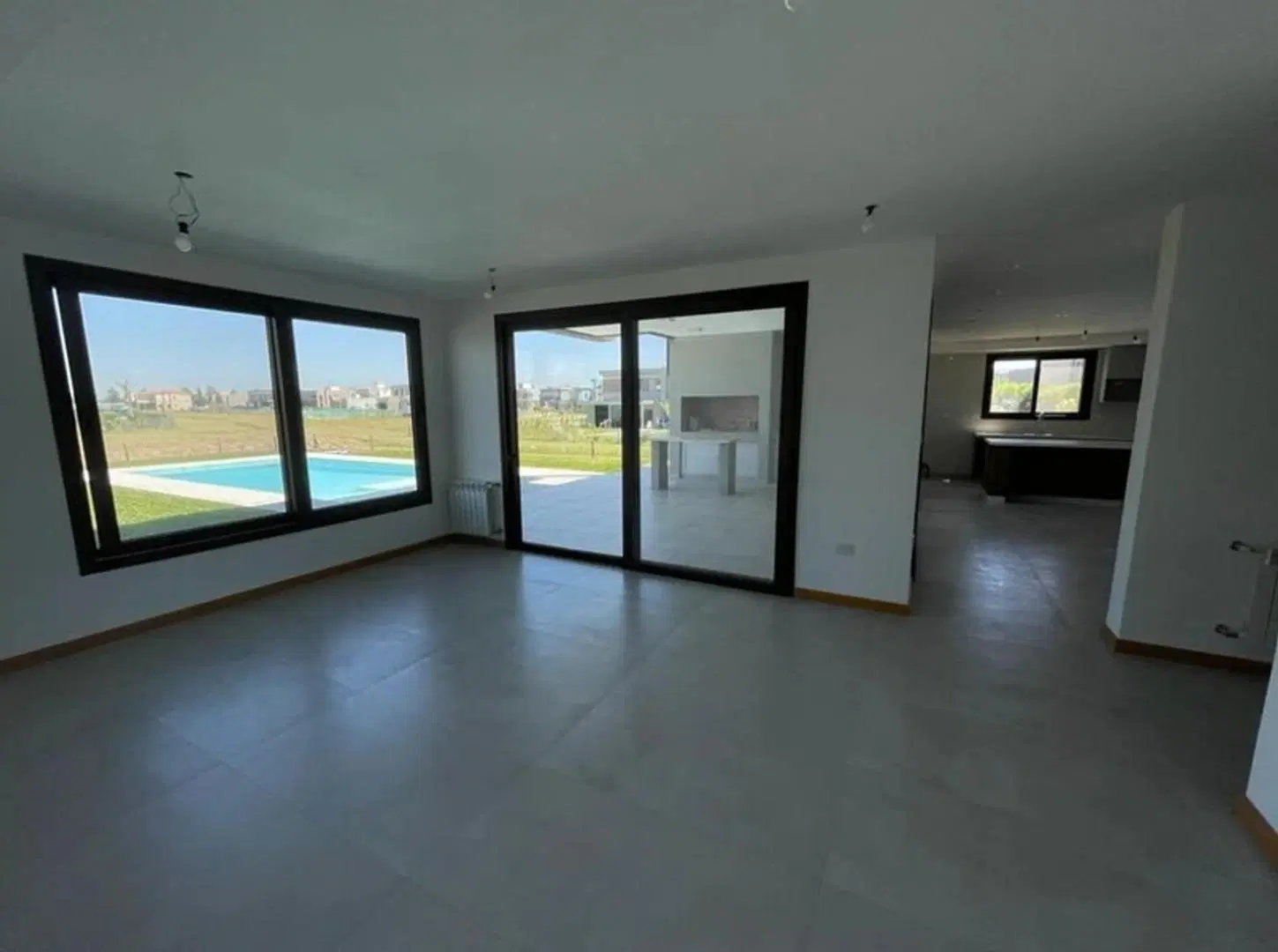 HERMOSA CASA A ESTRENAR EN EL BARRIO TERRALAGOS, CANNING 4