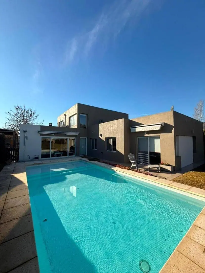 Casa en Venta, APTA CREDITO ! La Horqueta de Echeverria 3