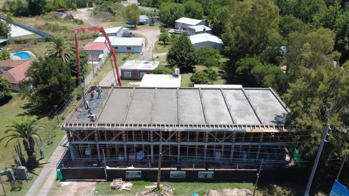 LOCALES COMERCIALES A ESTRENAR EN ALQUILER CANNING. 5