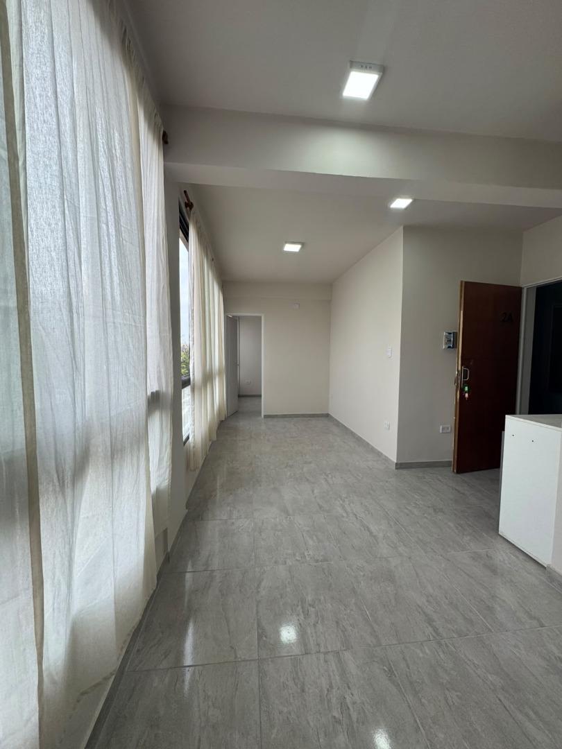 Foto de Departamento en Venta !! A 100 mts de Av Mariano Castex, imagen 1