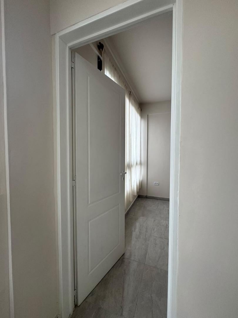 Foto de Departamento en Venta !! A 100 mts de Av Mariano Castex, imagen 2