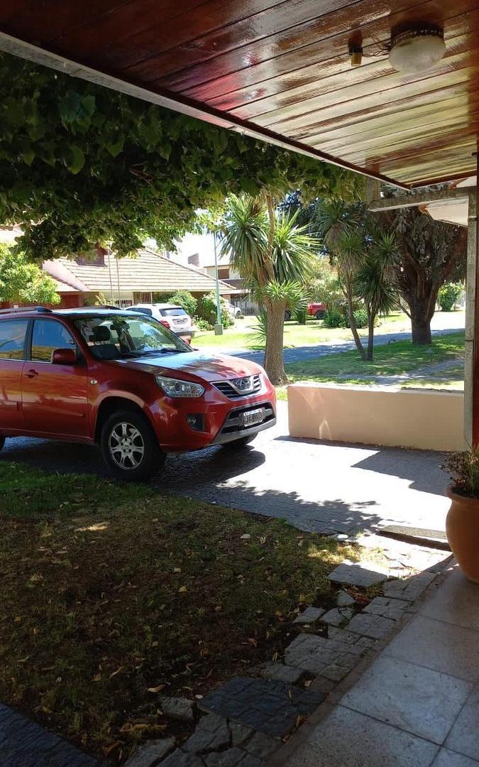 Foto de VENTA Casa 5 AMB en barrio Consitución, imagen 4