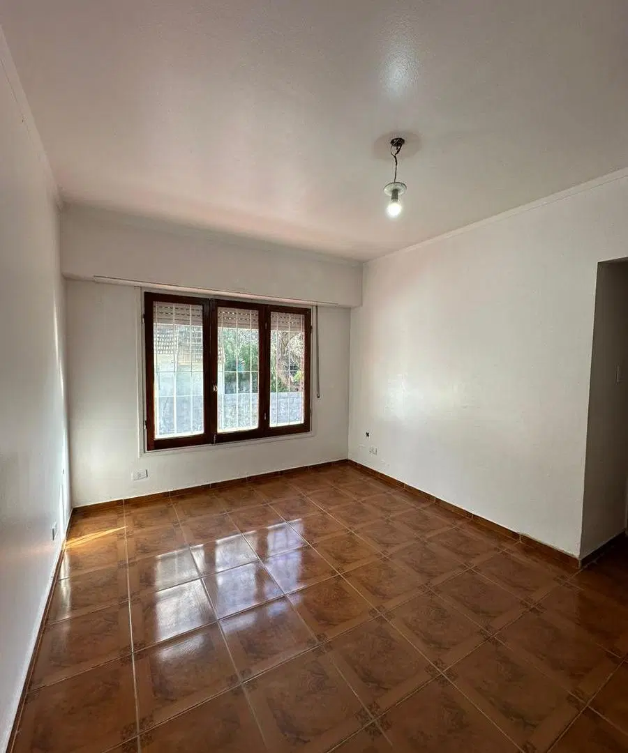 VENTA casa 4 AMB con garage amplio 1