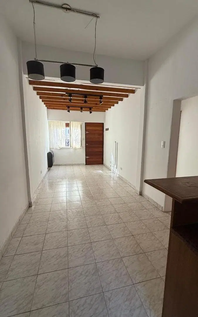 VENTA casa 3 AMB con patio y quincho 2