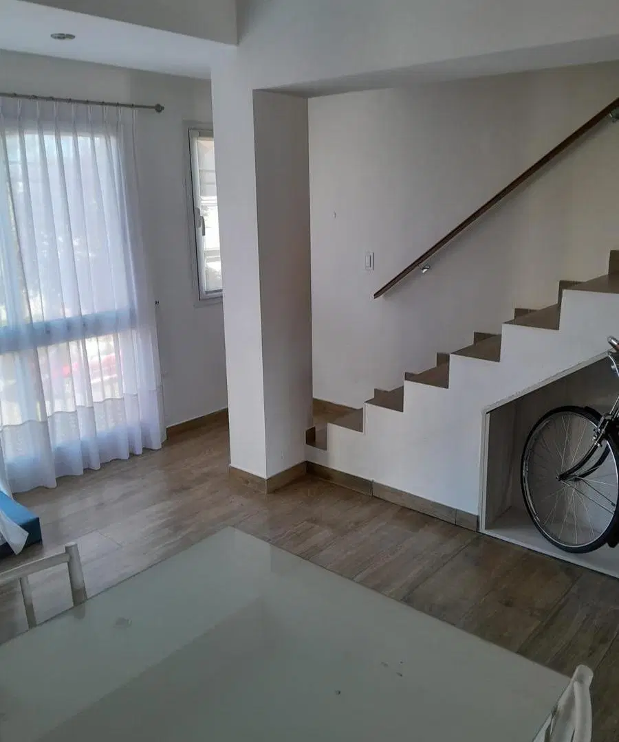 ALQUILER casa 3 AMB con garage semi cubierto 3