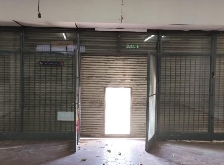 ALQUILO LOCAL COMERCIAL 80M2 GUAYMALLEN 2