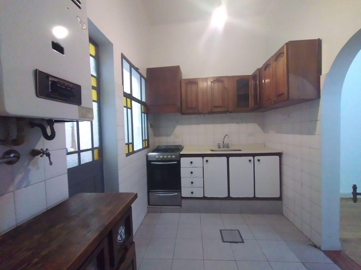 Foto de Excelente PH de 4 Ambientes + Patio + Cocina Completa - 2 Baños, imagen 4