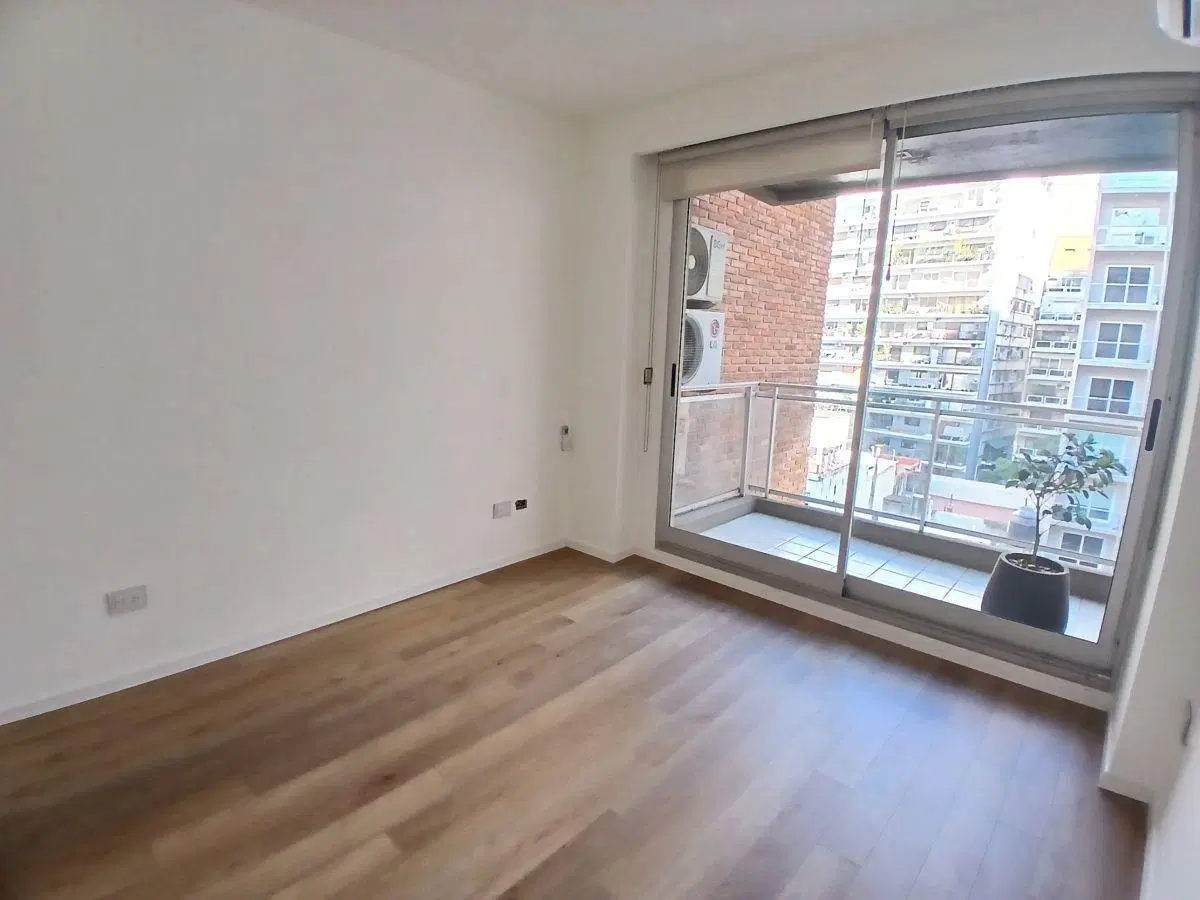 Excelente 2 ambientes a contrafrente - edificio con piscina , solarium parrilla, laundry 5