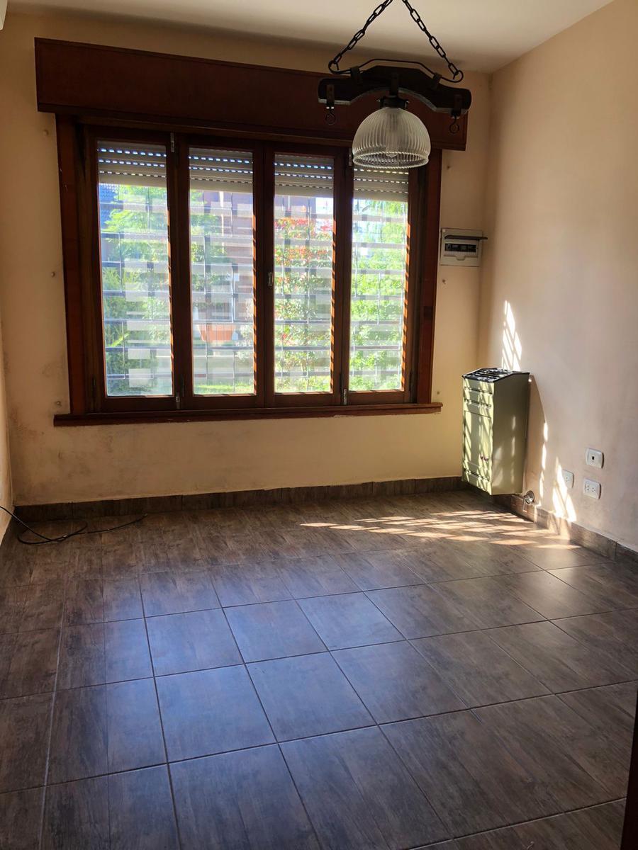 Casa en La Margarita y Libertador 1