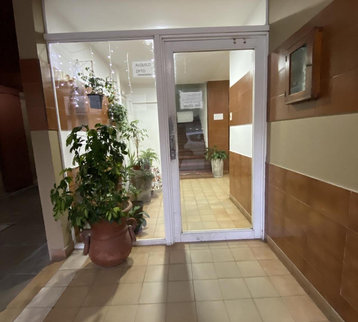 Departamento en San Bernardo Del Tuyu Zona Centro