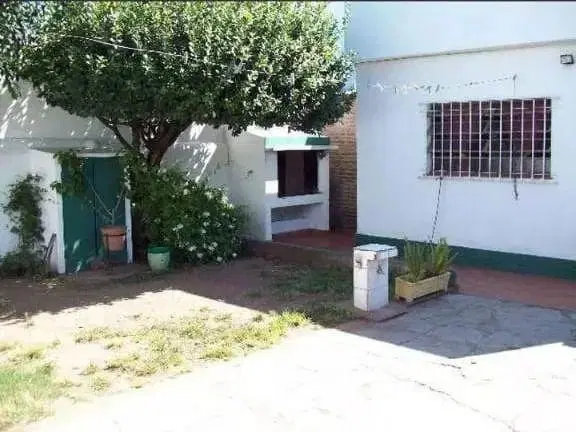 Casa En Venta En Ramos Mejia Sur 3