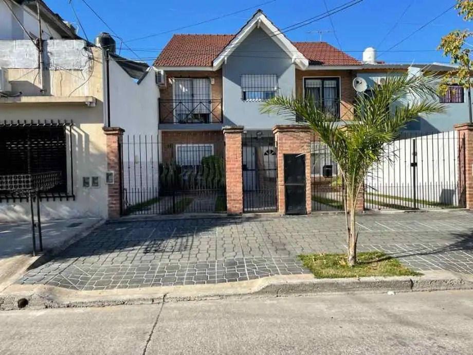Triplex En Venta En Ramos Mejia Sur