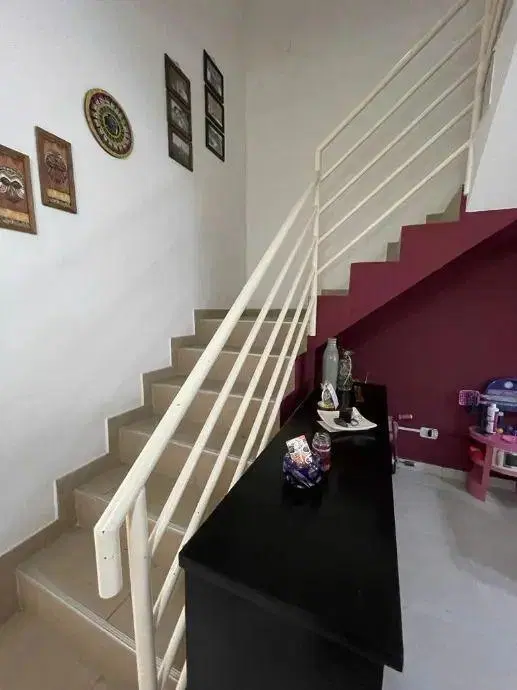 Triplex En Venta En Villa Luzuriaga 5