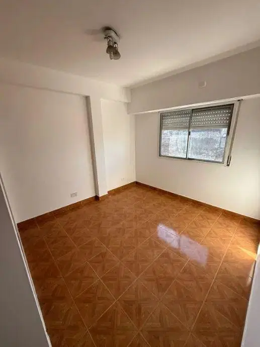 Departamento En Alquiler En Lomas Del Mirador 4
