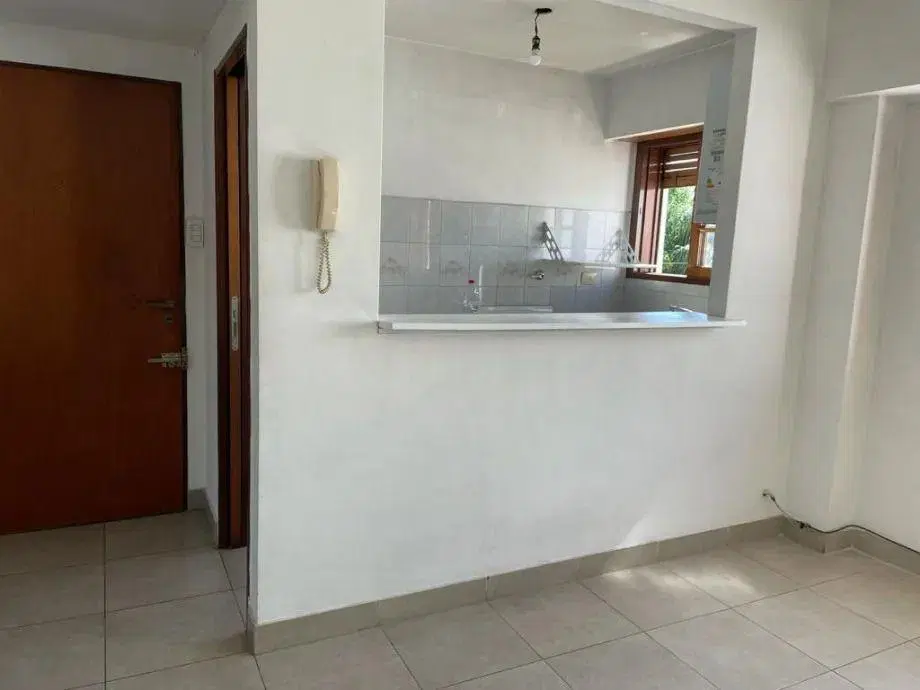Departamento En Alquiler En Lomas Del Mirador 2