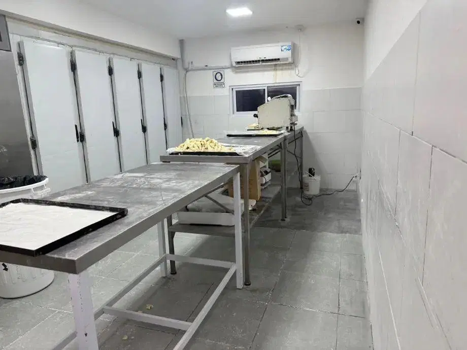 Galpon Con Vivienda En Venta En Lomas Del Mirador 1