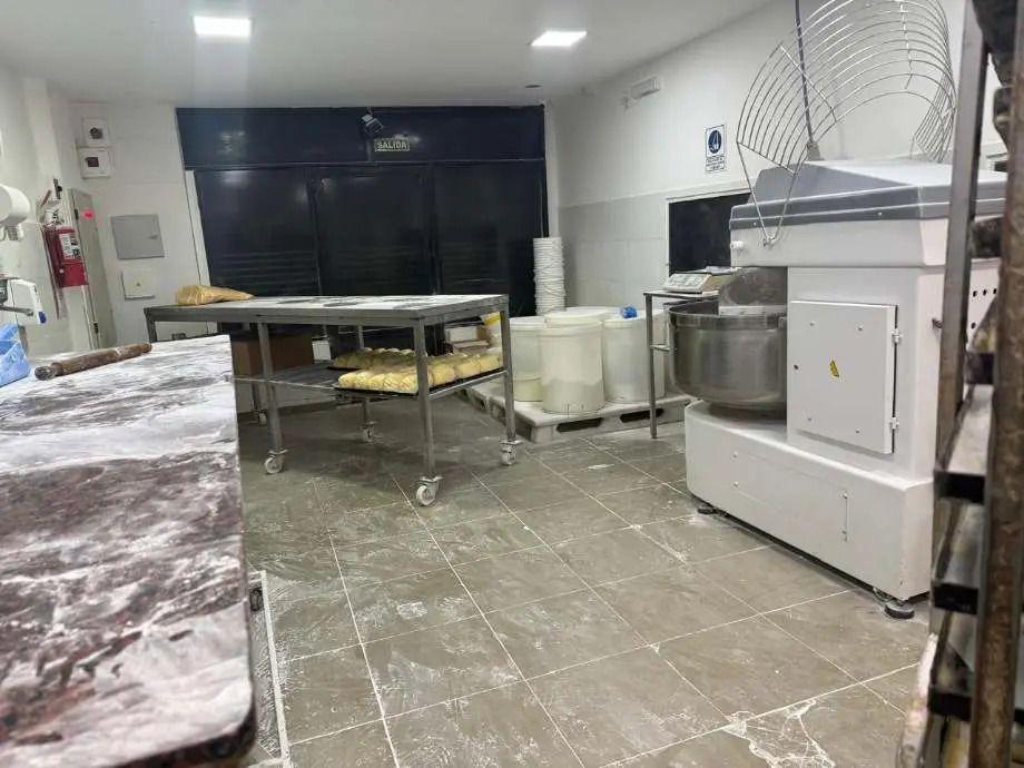 Galpon Con Vivienda En Venta En Lomas Del Mirador