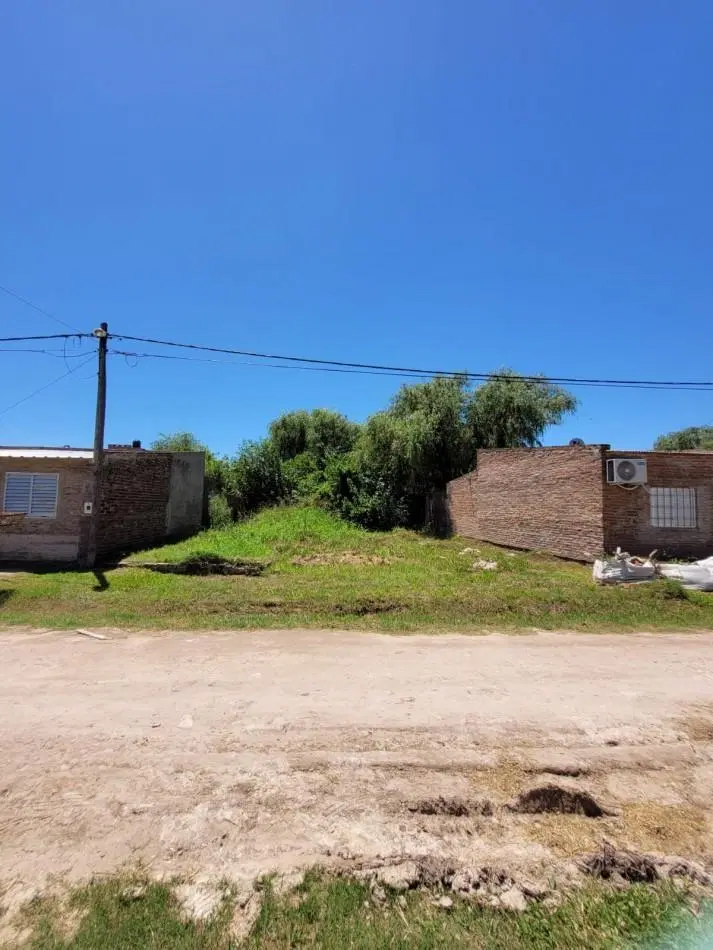 Terreno Zona Granja La Esmeralda 2